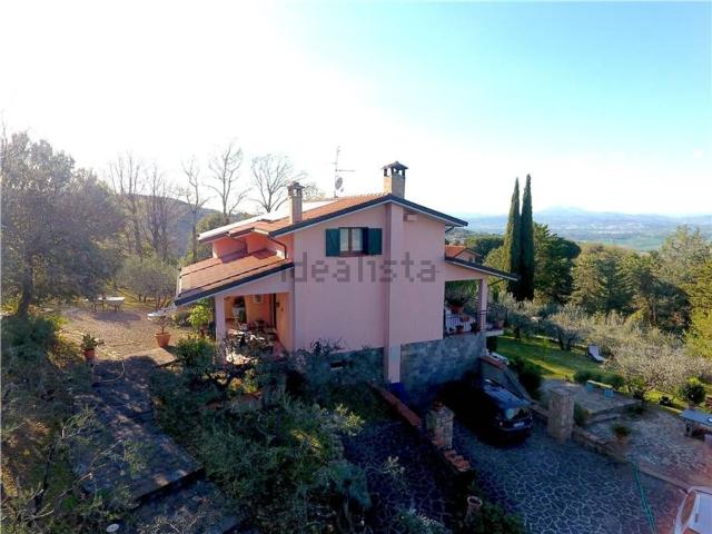 Case e ville in vendita di 152 m² in Via San Bernardino, 22