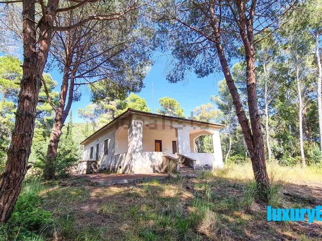 Case e ville in vendita di 152 m² in Via Torretta, 238