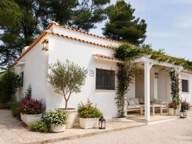 Case e ville in vendita di 152 m² in Contrada Mondescine
