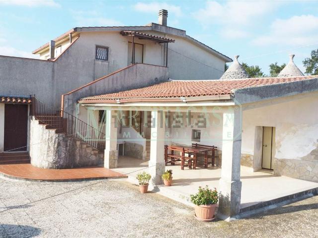 Case e ville in vendita di 153 m²