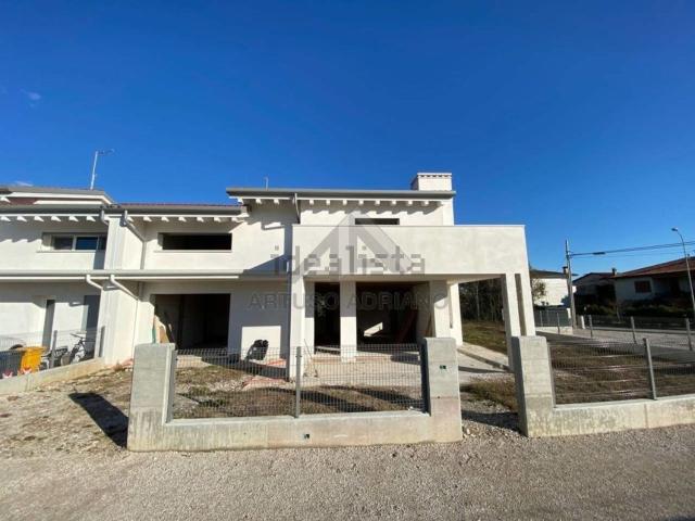 Case e ville in vendita di 153 m²