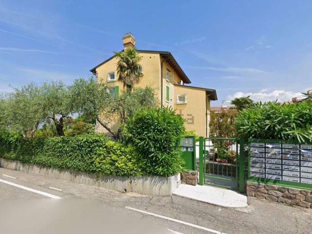 Case e ville in vendita di 154 m² in Via Paiari, 7