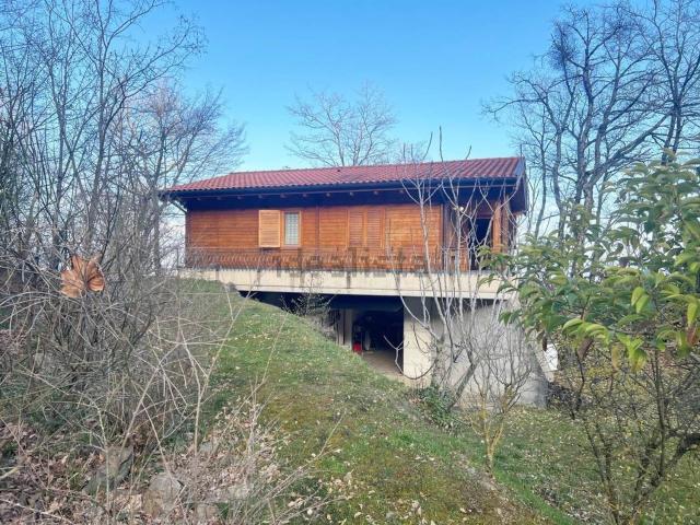 Case e ville in vendita di 154 m² in Via Pian d&apos Arno, 344