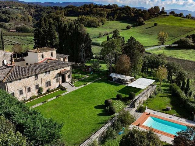 Case e ville in vendita di 1550 m² in Via di Montepoli