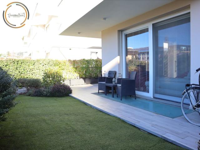 Case e ville in vendita di 155 m² in Via Giacomo Puccini, 216