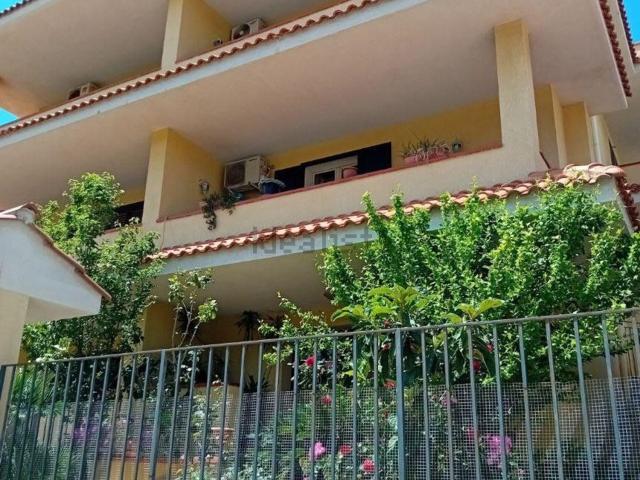 Case e ville in vendita di 155 m² in Via Diana