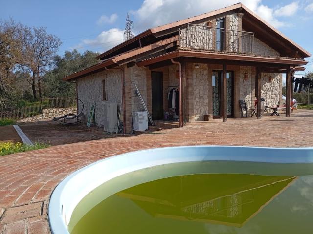Case e ville in vendita di 155 m² in Via Monte della Guardia, 26