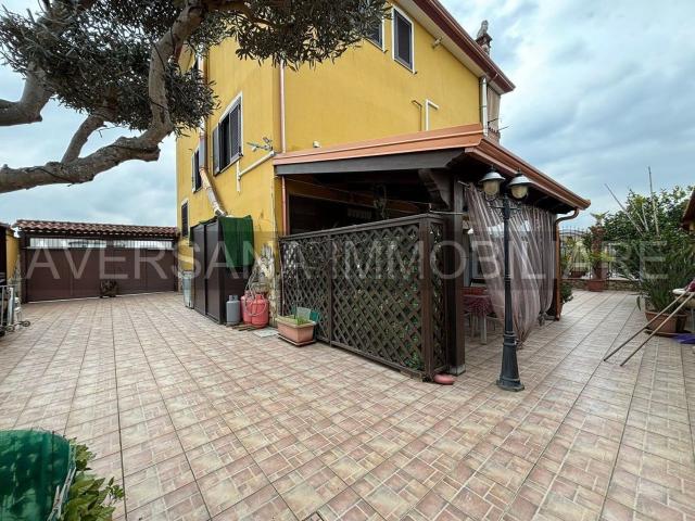 Case e ville in vendita di 155 m² in Corso Umberto I