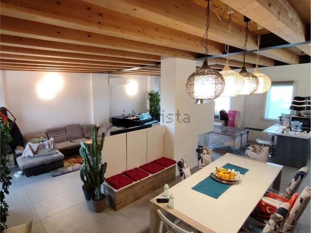 Case e ville in vendita di 155 m² in Piazza Vecchia