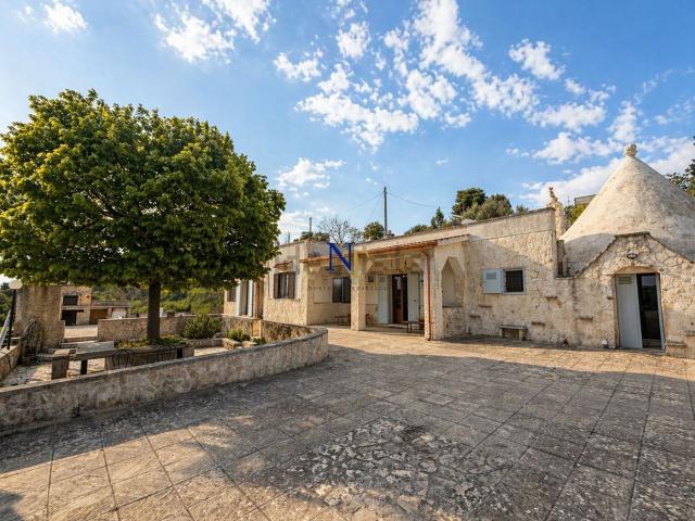 Case e ville in vendita di 155 m² in Strada Monte Stabile