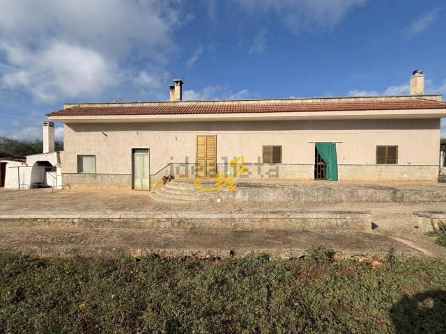 Case e ville in vendita di 155 m² in Strada Senza Nome