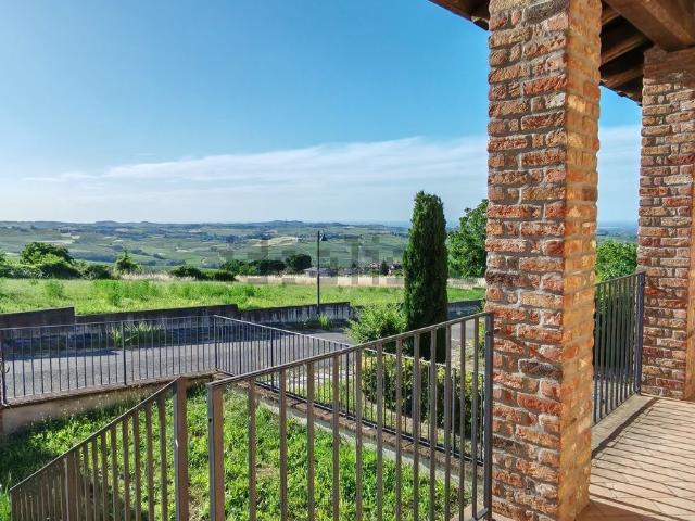 Case e ville in vendita di 156 m² in Via Diola, 23
