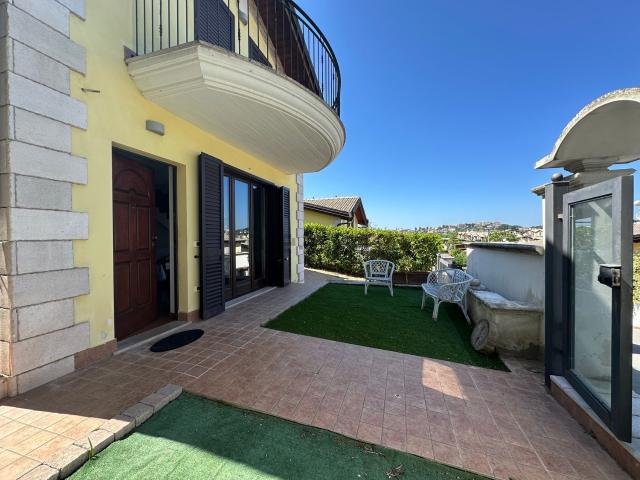 Case e ville in vendita di 156 m² in Contrada San Giovanni, 3