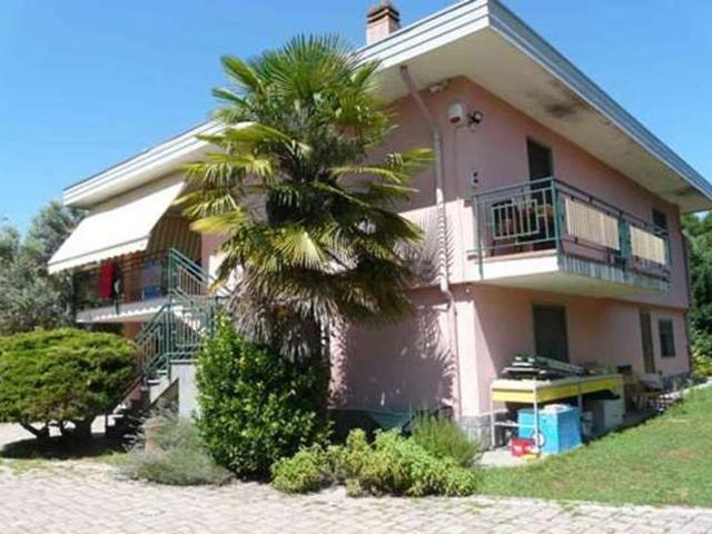 Case e ville in vendita di 157 m²