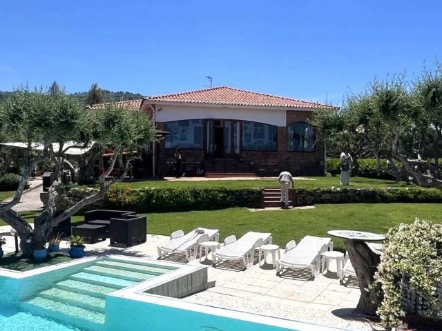 Case e ville in vendita di 157 m² in Contrada Manazza