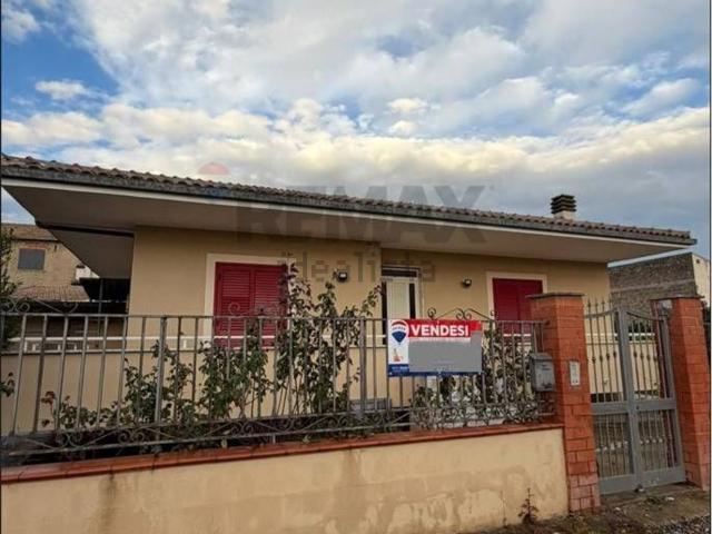 Case e ville in vendita di 157 m² in Contrada Santa Croce