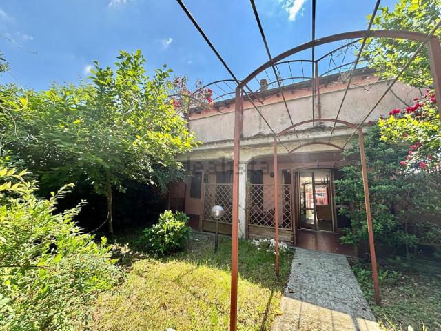 Case e ville in vendita di 158 m²