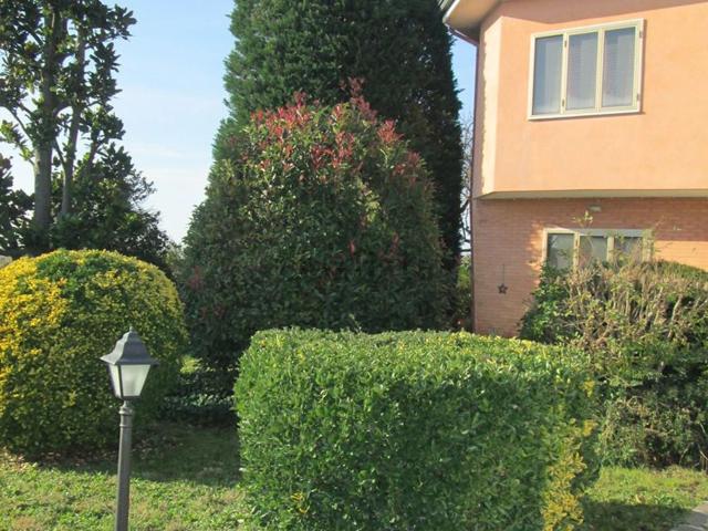 Case e ville in vendita di 158 m² in Via Colombare, 6