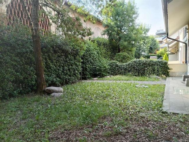 Case e ville in vendita di 158 m² in Via per Cascina Antonietta, 40