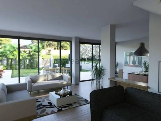 Case e ville in vendita di 158 m² in Strada Piatta