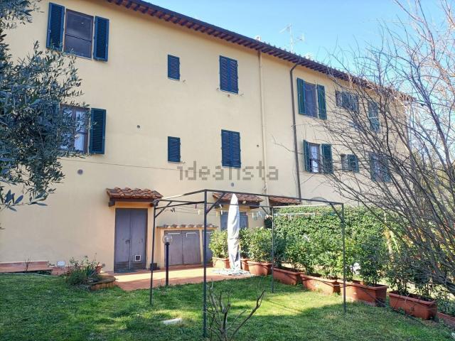 Case e ville in vendita di 159 m² in Via di Novoli