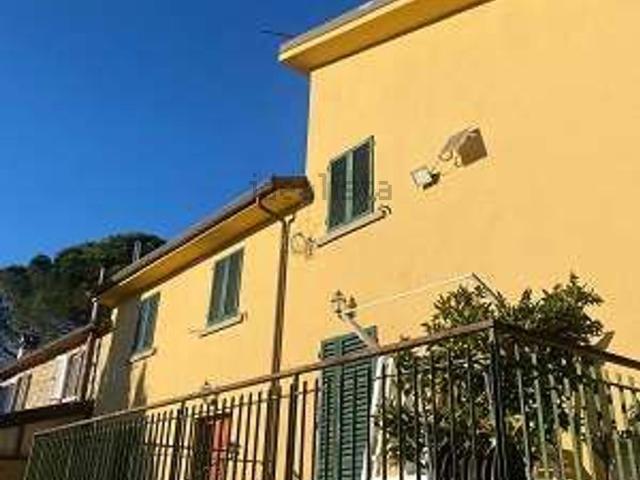 Case e ville in vendita di 160 m²