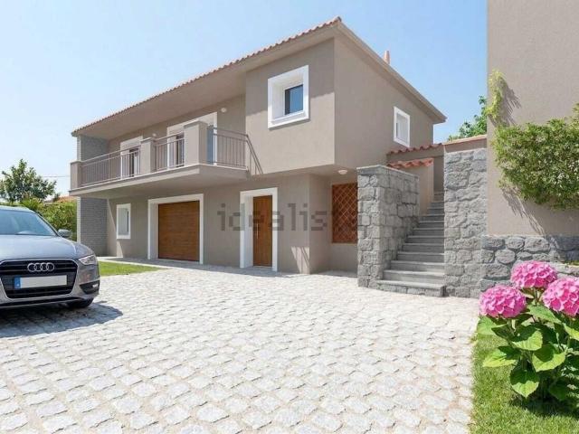 Case e ville in vendita di 160 m²