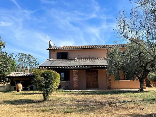 Case e ville in vendita di 160 m²