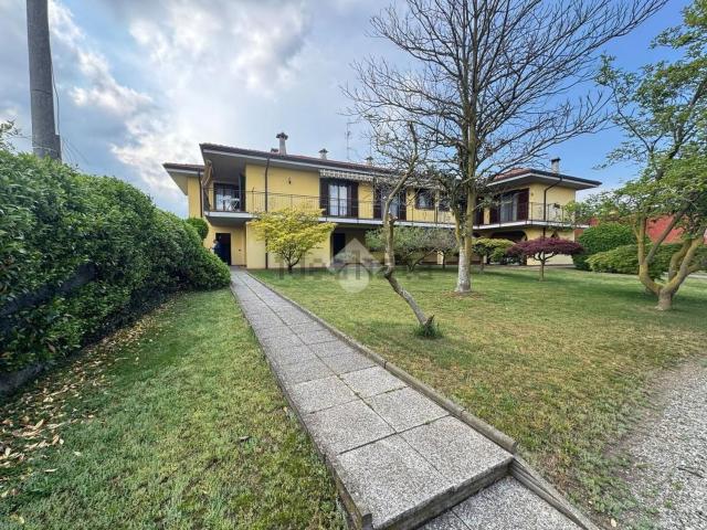 Case e ville in vendita di 160 m²