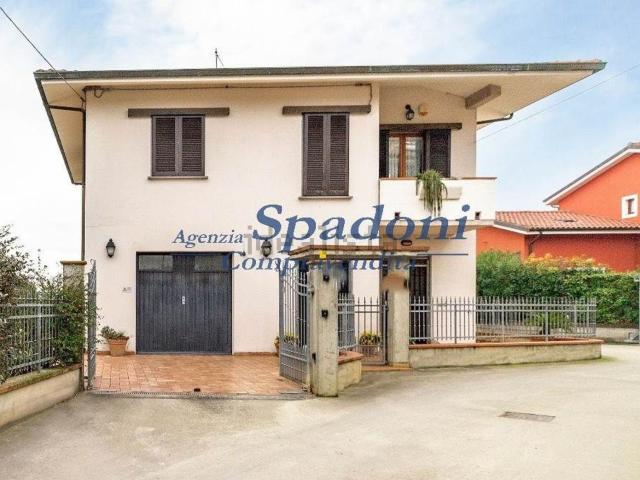 Case e ville in vendita di 160 m²