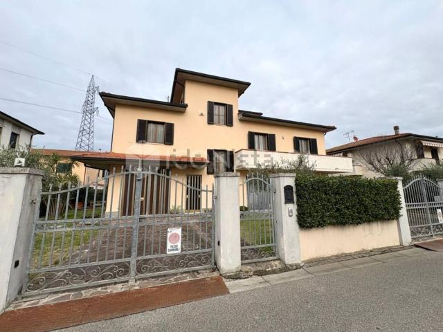 Case e ville in vendita di 160 m²
