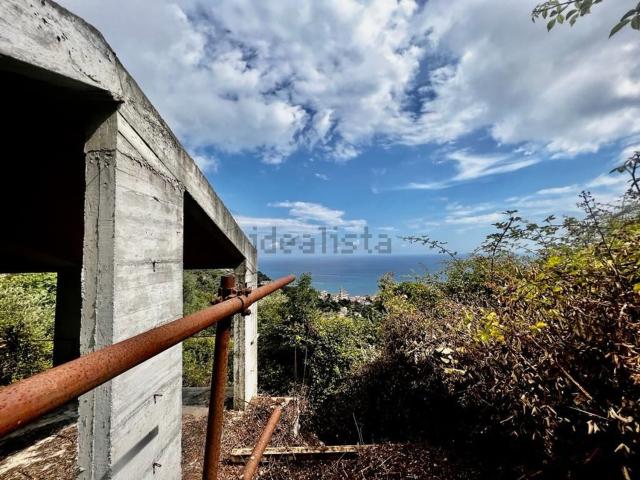 Case e ville in vendita di 160 m² in Via al santuario della madonnetta