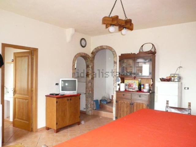Case e ville in vendita di 160 m² in Via Archimede