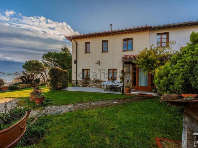 Case e ville in vendita di 160 m² in Via Aretina per San Donato
