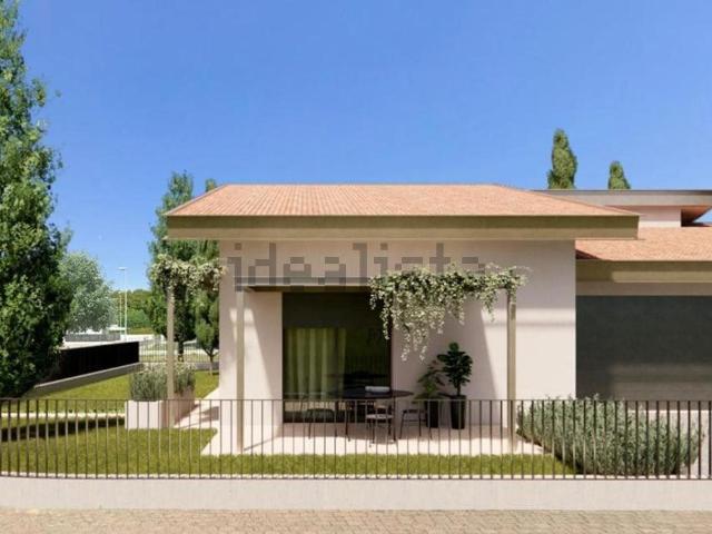 Case e ville in vendita di 160 m² in Via Giacomo Puccini, 1