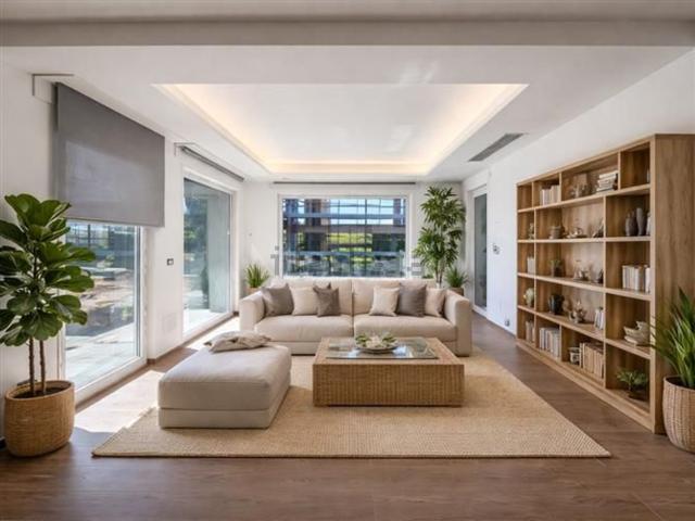 Case e ville in vendita di 160 m² in Via della Collina
