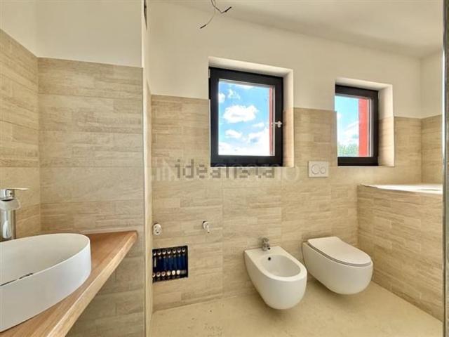 Case e ville in vendita di 160 m² in Via Lizzara Vecchia