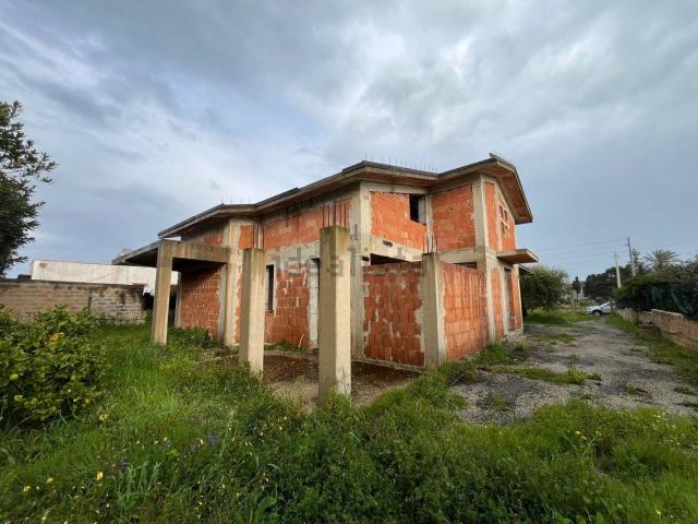 Case e ville in vendita di 160 m² in Via Lipari, 62