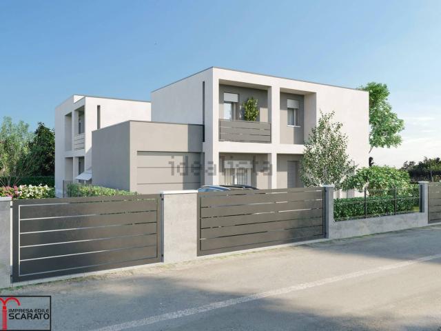 Case e ville in vendita di 160 m² in Via Marinetti