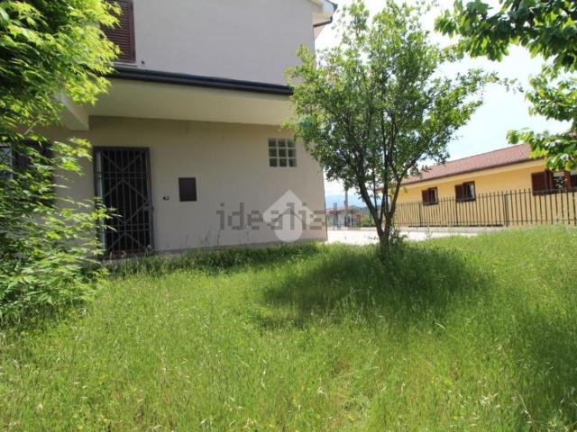 Case e ville in vendita di 160 m² in Via San Raffaele, 67