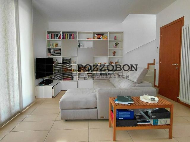 Case e ville in vendita di 160 m² in Via Palladio