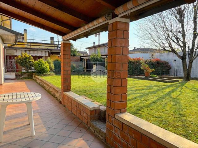 Case e ville in vendita di 160 m² in Via Roma, 44