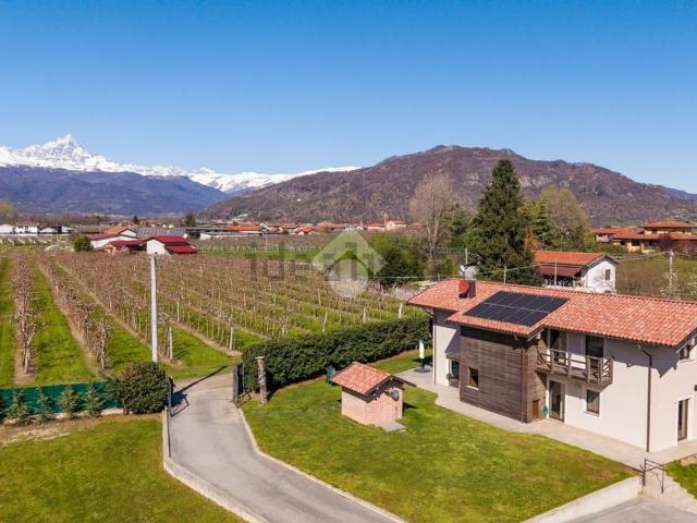Case e ville in vendita di 160 m² in Via Ronchi, 4