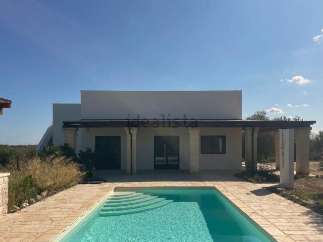 Case e ville in vendita di 160 m² in Contrada Santo Scalone