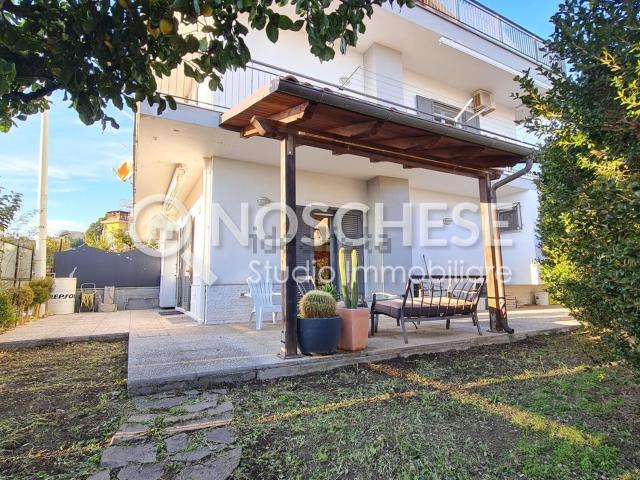 Case e ville in vendita di 160 m² in Località faiano