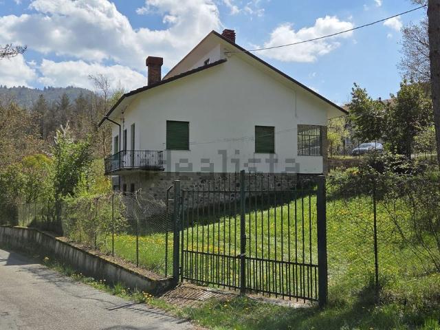 Case e ville in vendita di 160 m² in Località Pissino, 1