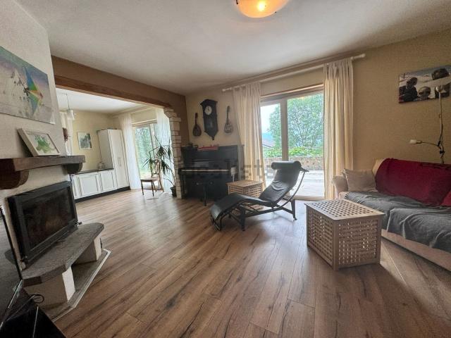 Case e ville in vendita di 160 m² in Località Rocciamaneod, 206