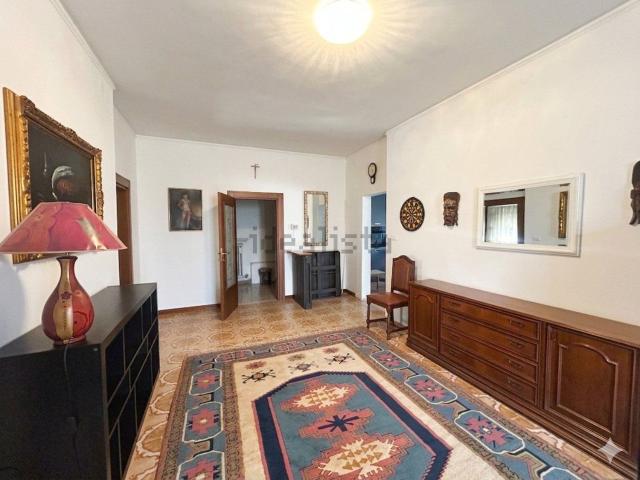 Case e ville in vendita di 160 m² in Piazza Begosso, 35