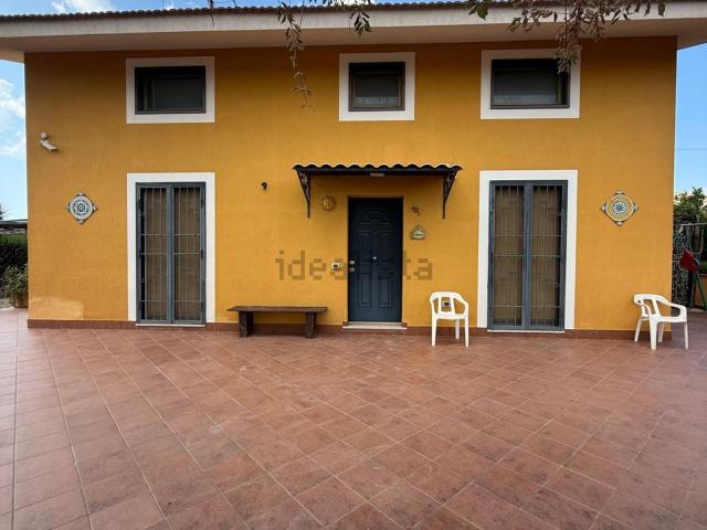 Case e ville in vendita di 160 m² in Strada Statale 122bis