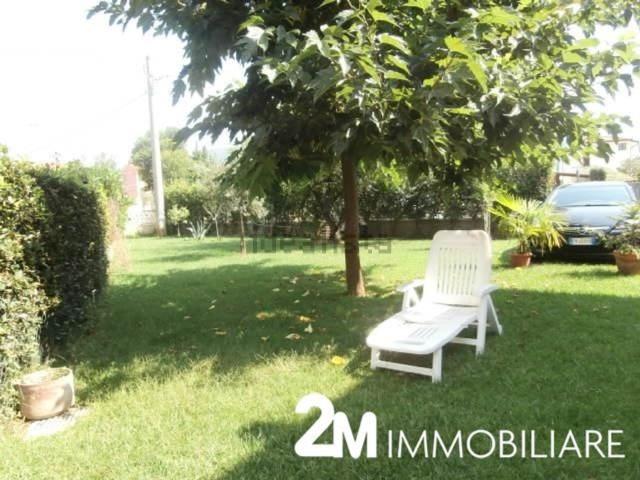 Case e ville in vendita di 160 m² in Strada Statale 12